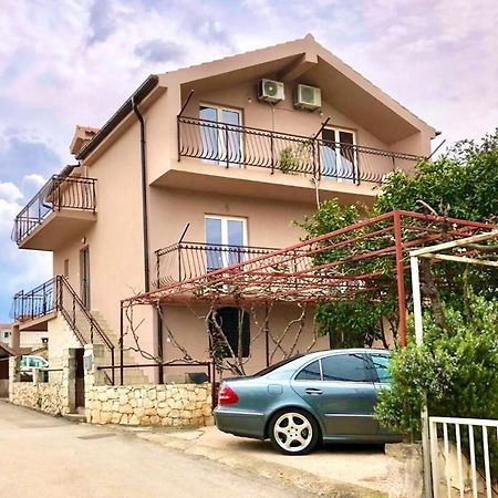 Apartments By The Sea Grebastica, Sibenik - 4881 Baselovici Exterior foto