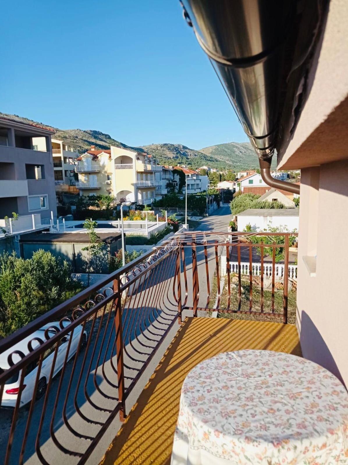 Apartments By The Sea Grebastica, Sibenik - 4881 Baselovici Exterior foto